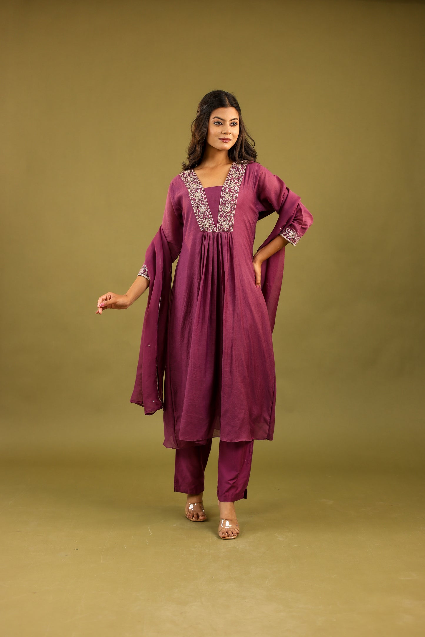 Elegance Bloomed – Hand Embroidered Mul Chanderi Suit Set for Women