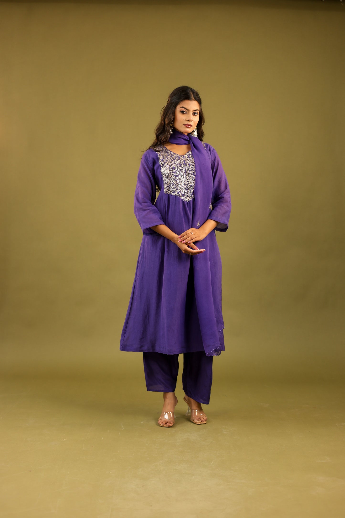 Elegance Bloomed – Hand Embroidered Mul Chanderi Suit Set for Women