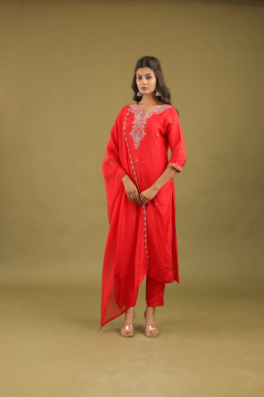Regal Allure – Embroidered Dola Silk Suit Set for Women
